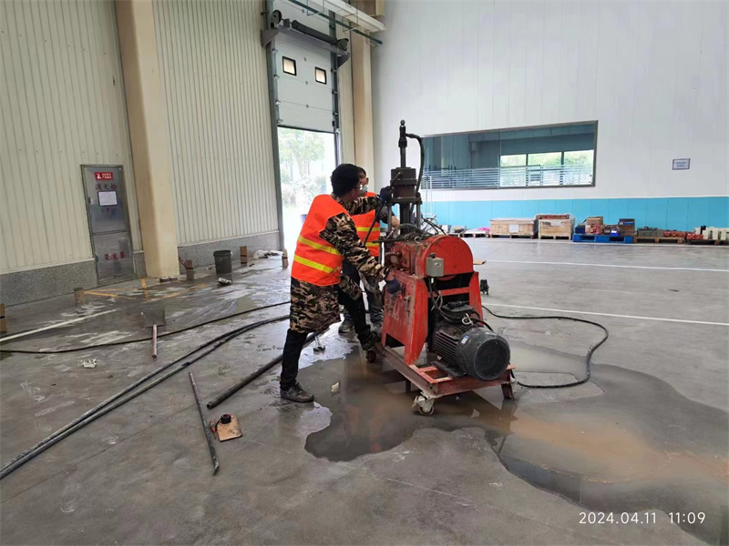 灵宝厂房地面下沉塌陷注浆加固施工